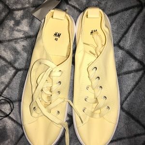 h&m yellow shoes